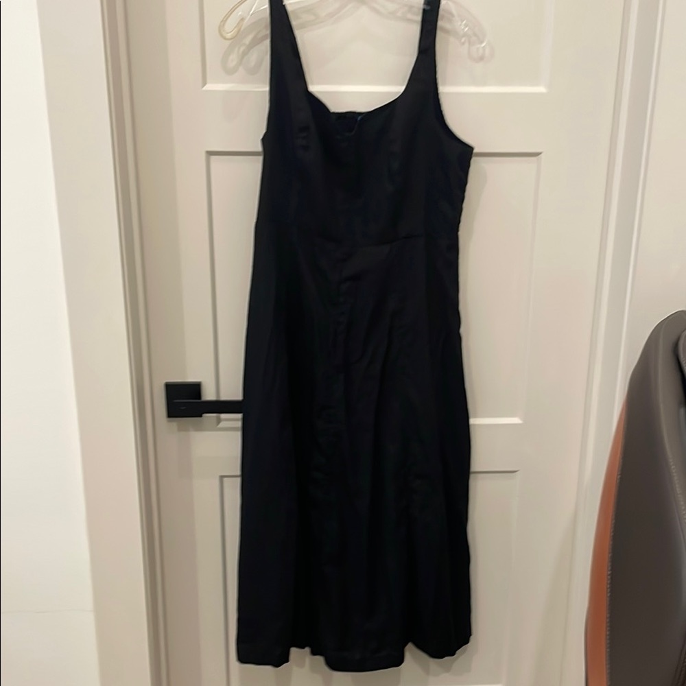 Old Navy Black Sleeveless Scoop Neck Midi Sundress